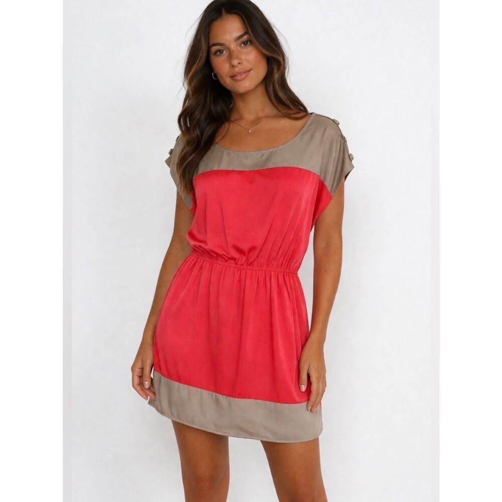 Soprano Short Sleeve Doman Colorblock Mini Dress Coral Red Camel Tan L